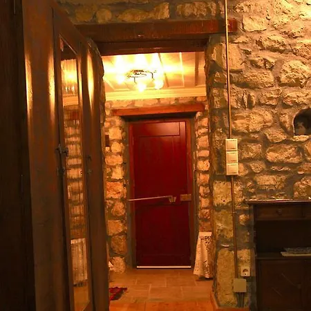 Villa The Stone House Asprogerakata