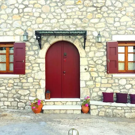 Villa The Stone House Asprogerakata